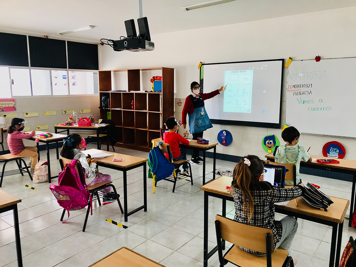 uso de la tecnología regreso seguro colegio san angel coatzacoalcos