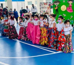 Nivel primaria de CSA Coatzacoalcos participa en el evento México de mil colores